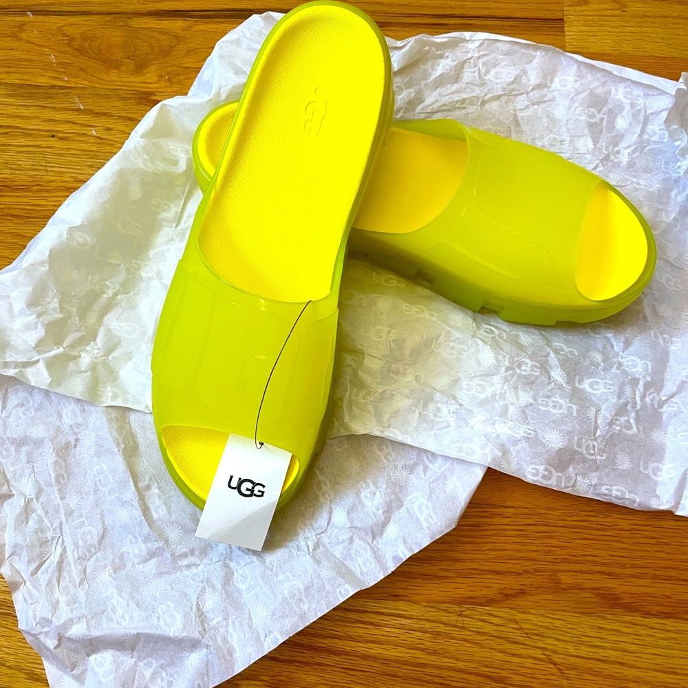 Women’s (Size 11) UGG Yellow Jella Clear Slide